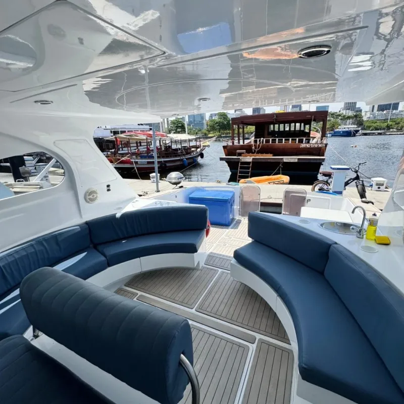 Photo of Ultran 44' MET