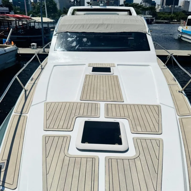 Photo of Ultran 44' MET