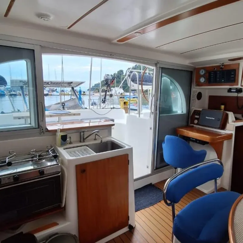 Photo of Lagoon 380 STS
