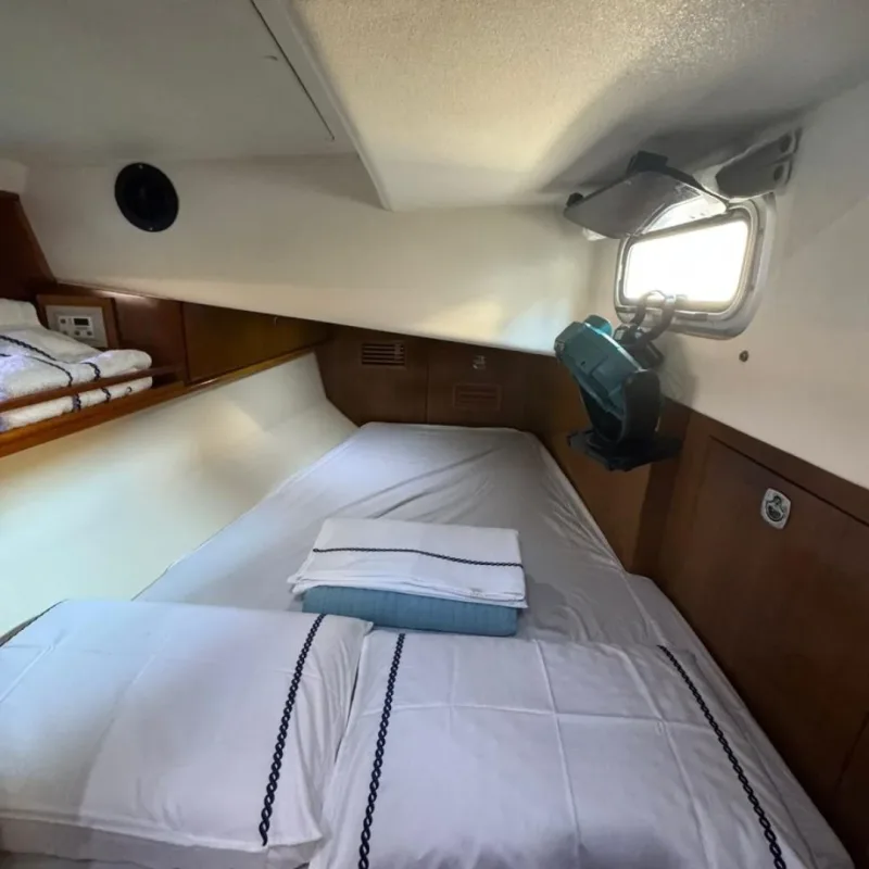 Photo of Delta 45' MC