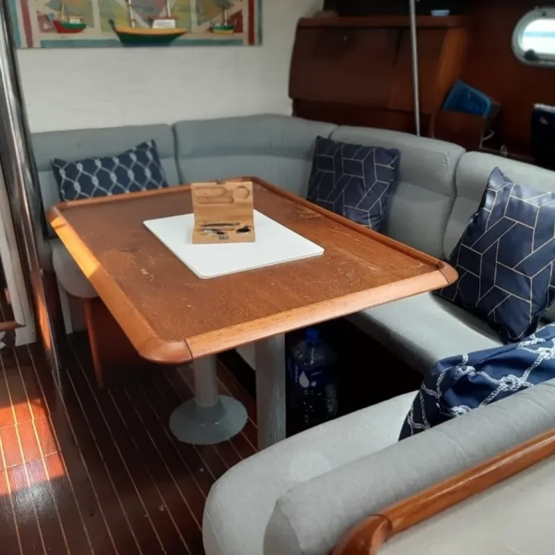 Photo of Beneteau Oceanis 40'