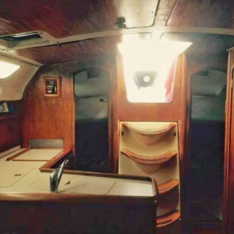 Photo of Beneteau Oceanis 40'